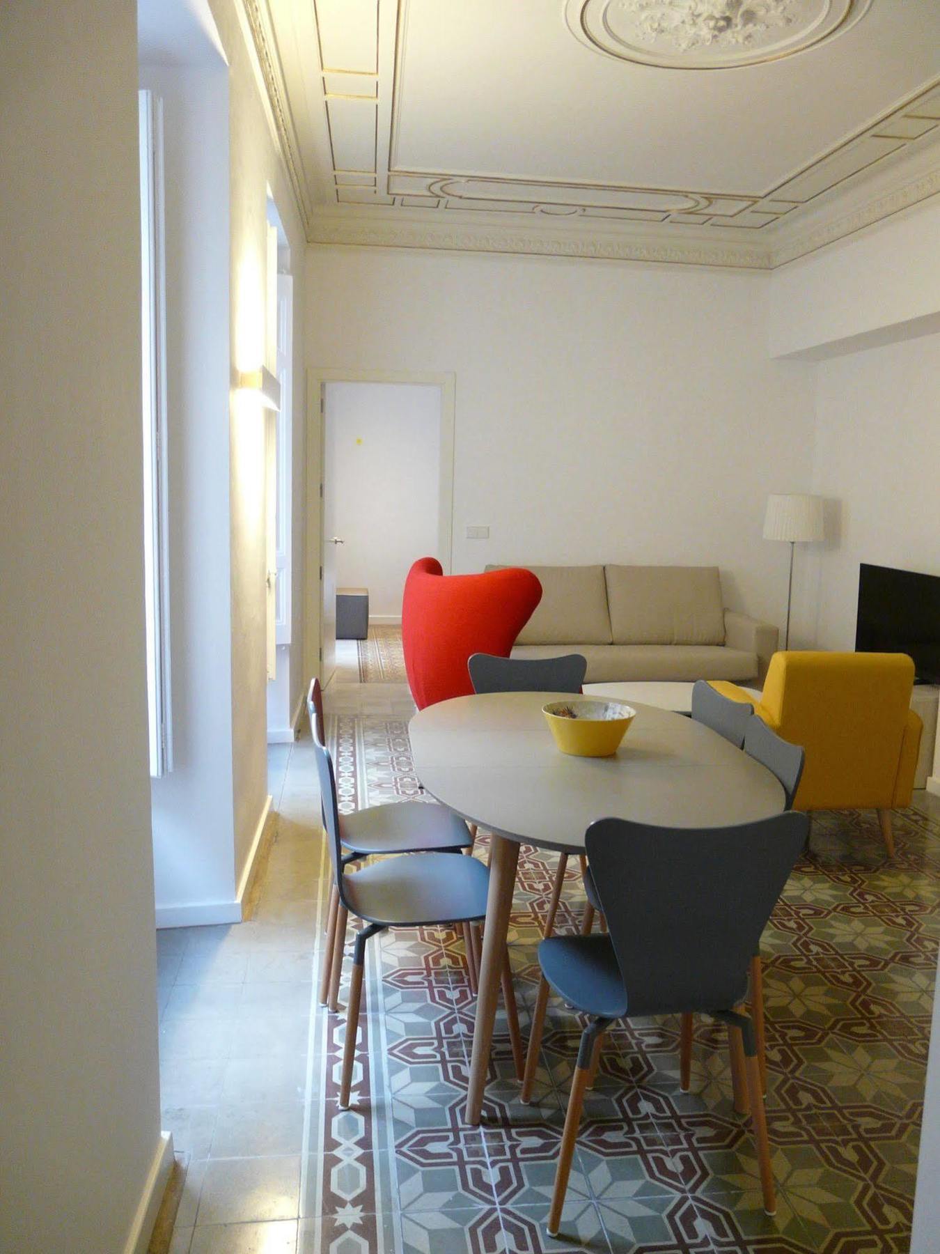The Museum Apartments Figueres  Ngoại thất bức ảnh
